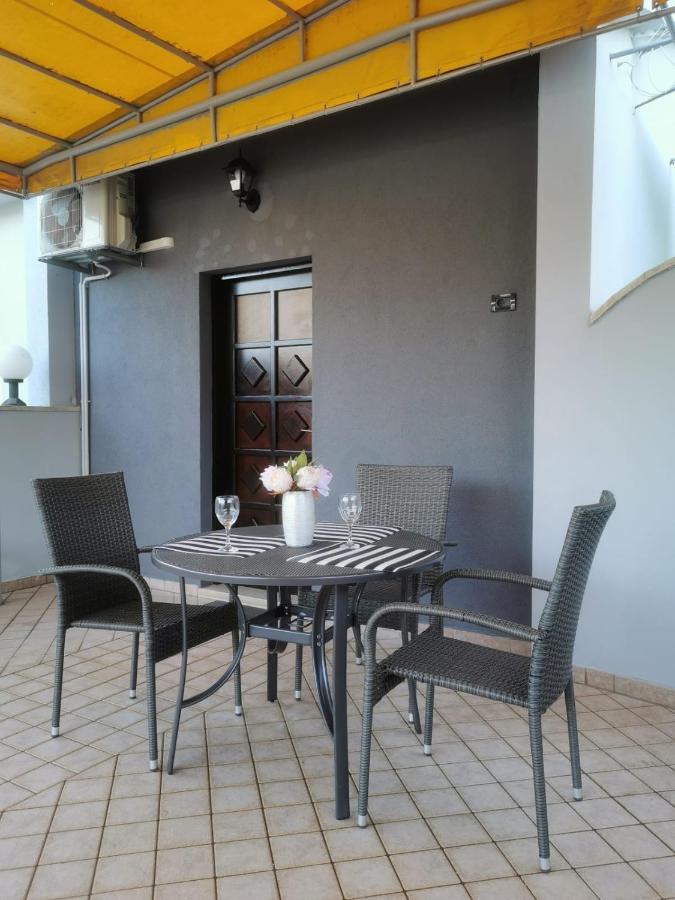 פולה Apartments K&D מראה חיצוני תמונה
