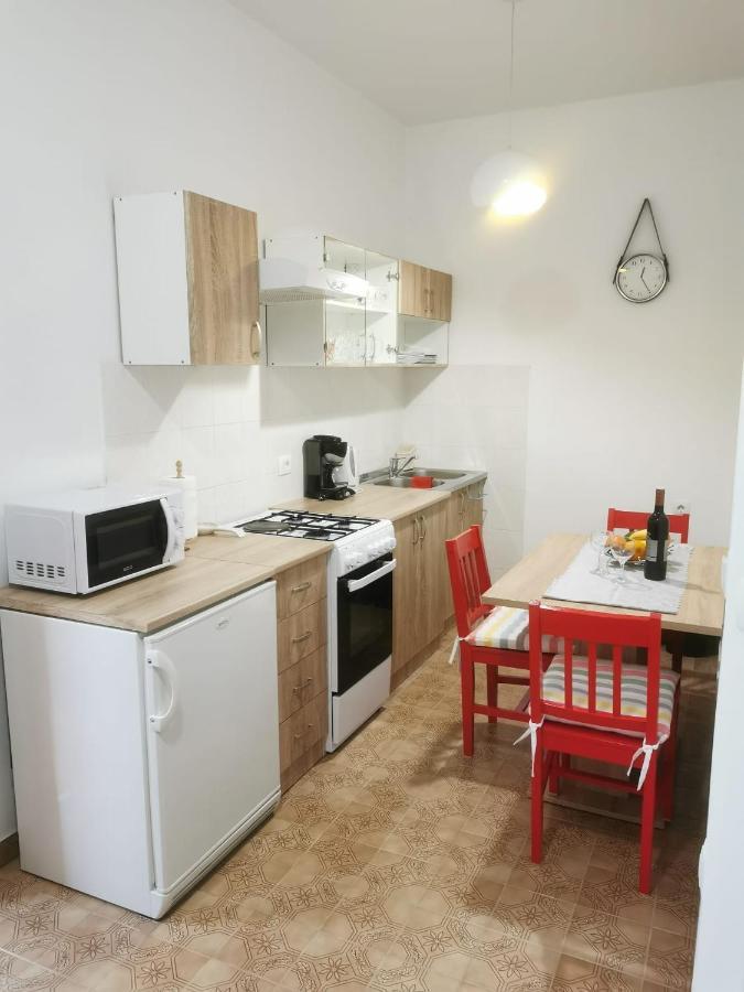 פולה Apartments K&D מראה חיצוני תמונה